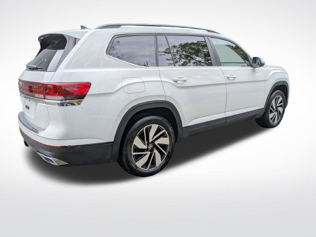 Used 2024 Volkswagen Atlas SE FWD image 3