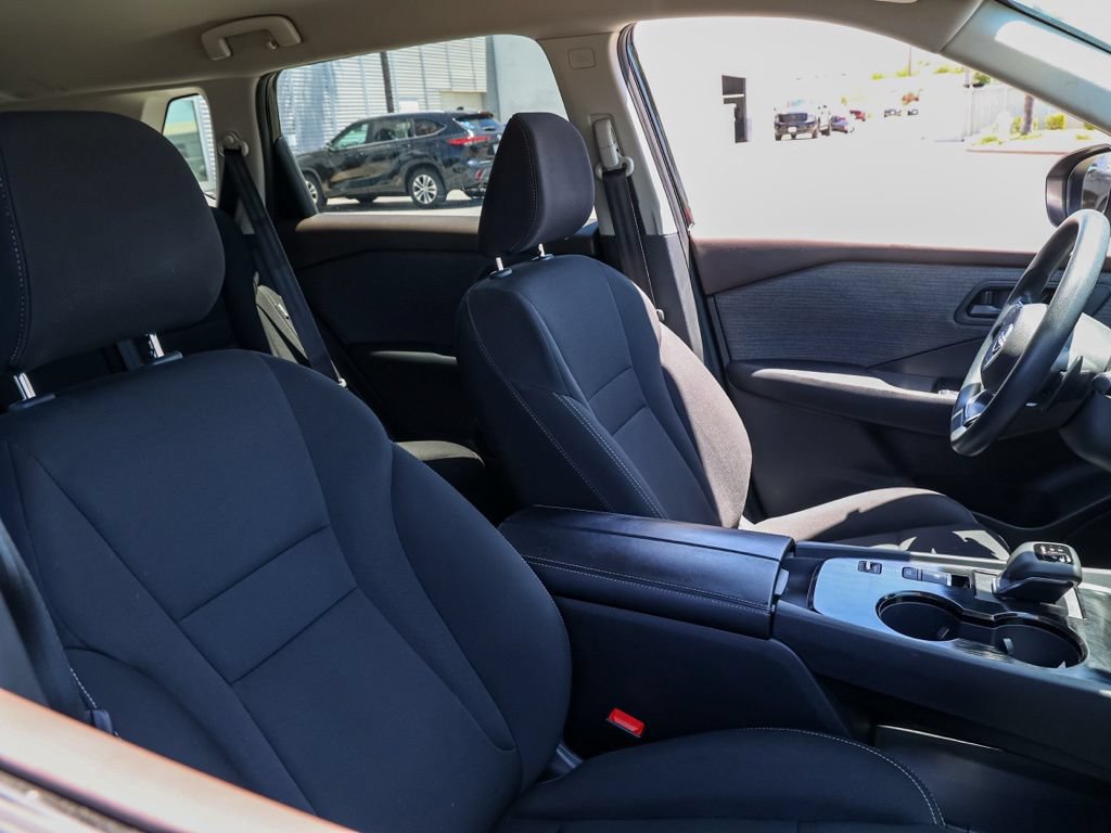 Used 2023 Nissan Rogue S FWD image 21