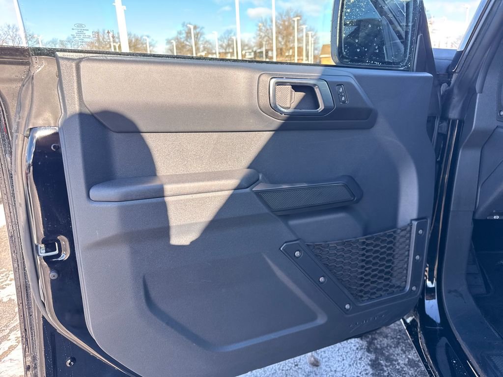 Used 2025 Ford Bronco Big Bend image 24