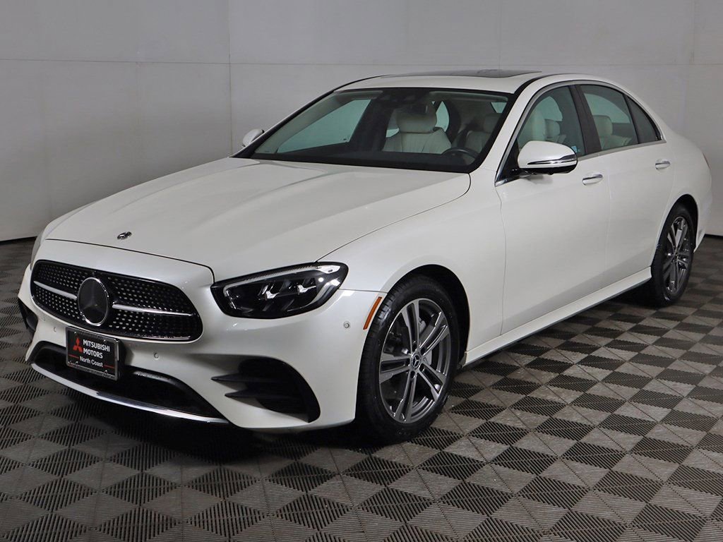 Used 2022 Mercedes-Benz E 350 4MATIC Sedan w/ Driver Assistance Package image 11