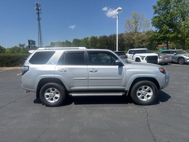 Used 2016 Toyota 4Runner SR5 image 5