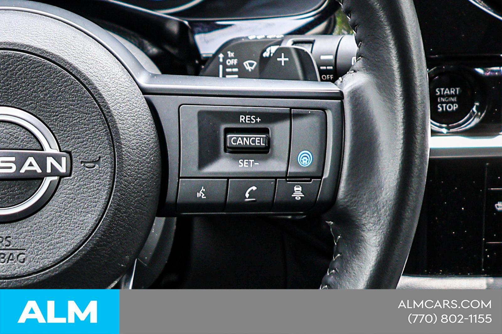 Used 2025 Nissan Pathfinder SV AWD/4WD image 29