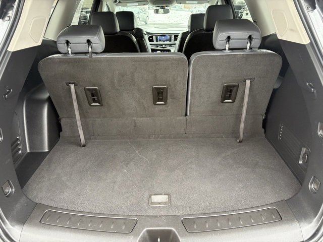 Used 2021 Buick Enclave Essence w/ Sound and Sites Package image 7