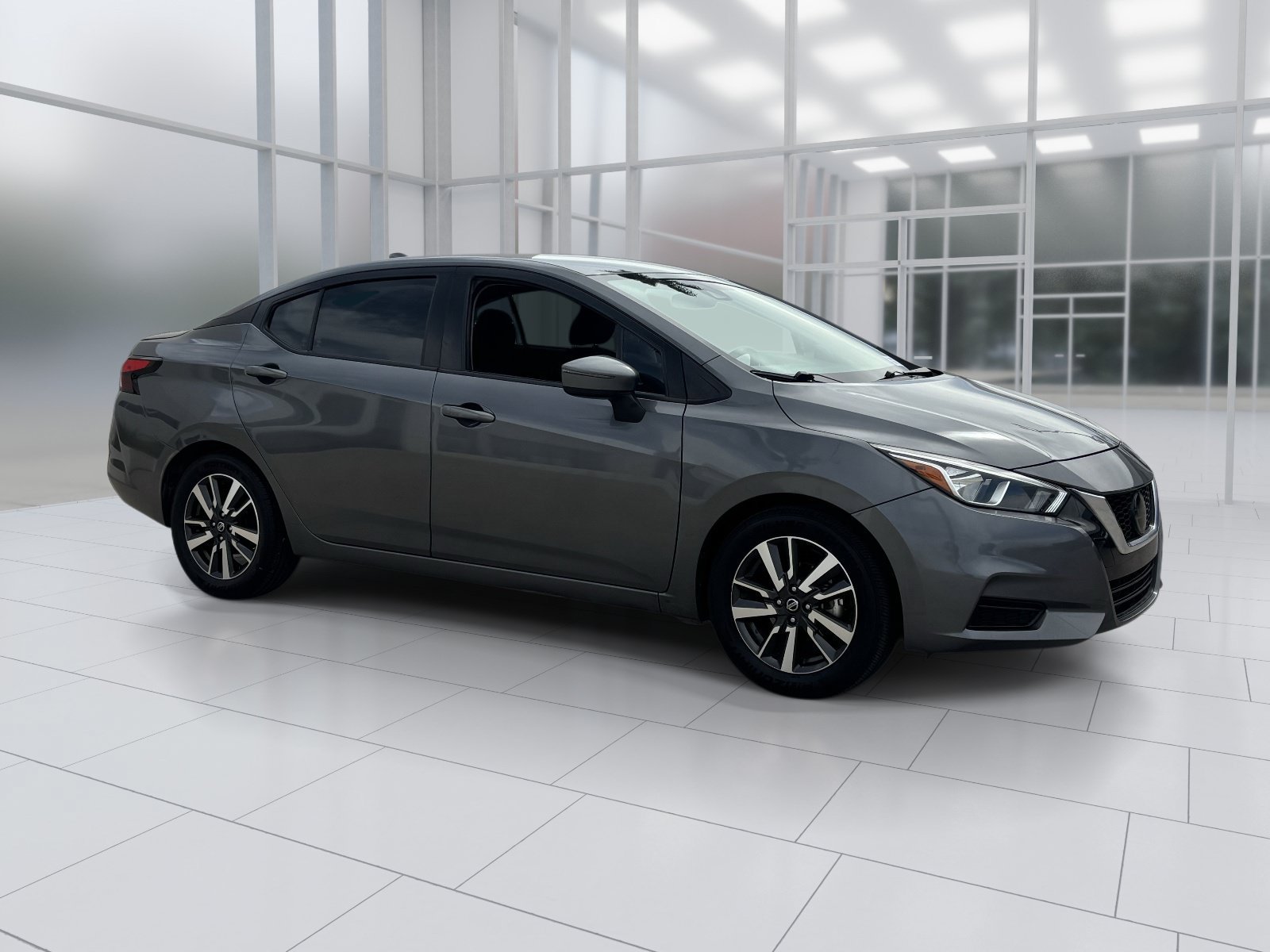 Used 2021 Nissan Versa SV FWD image 8
