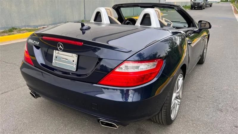 Used 2014 Mercedes-Benz SLK 250 image 50