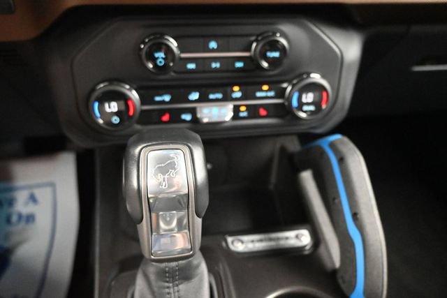 Used 2023 Ford Bronco Outer Banks AWD/4WD image 14