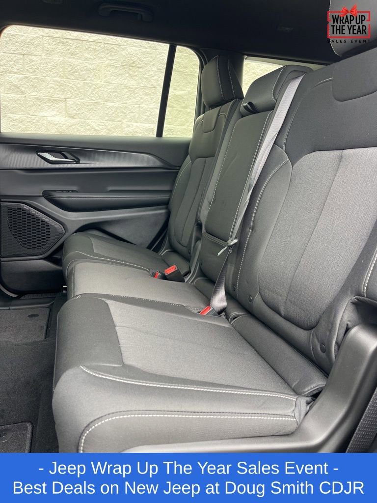 New 2025 Jeep Grand Cherokee L Laredo w/ Trailer Tow Package image 23