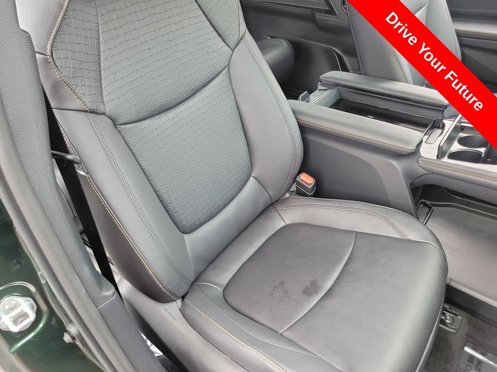 Used 2026 Toyota Sienna XLE Woodland Edition AWD/4WD image 20