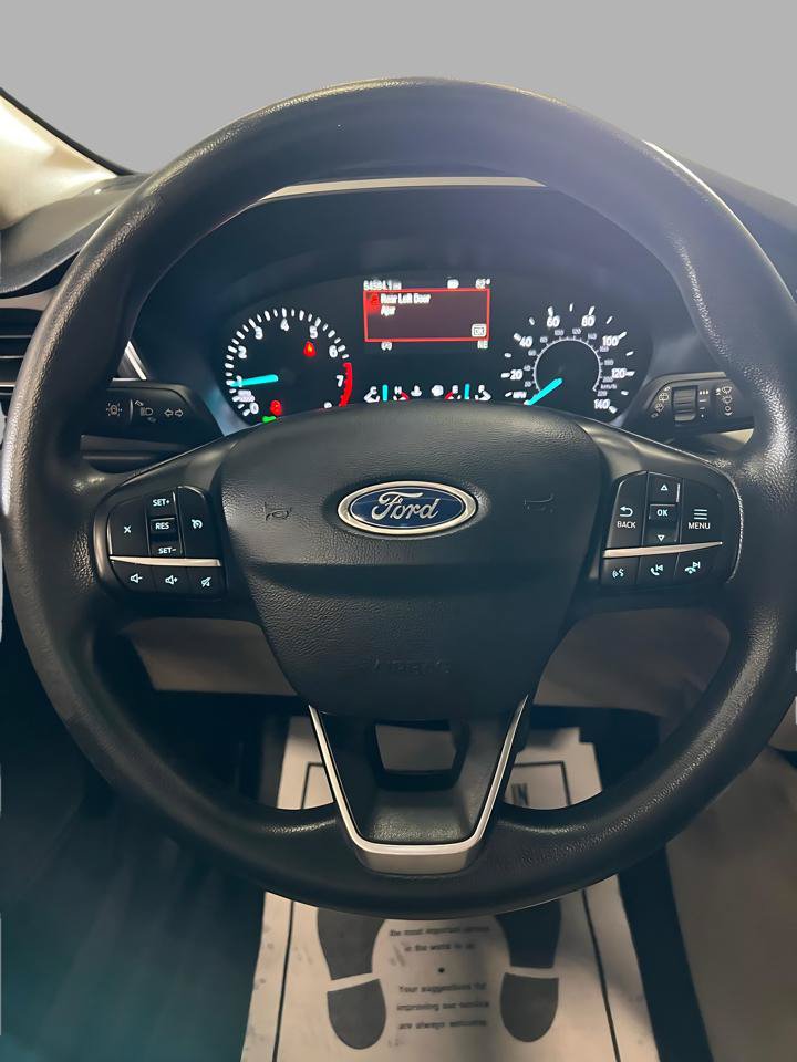Used 2020 Ford Escape SE FWD image 22