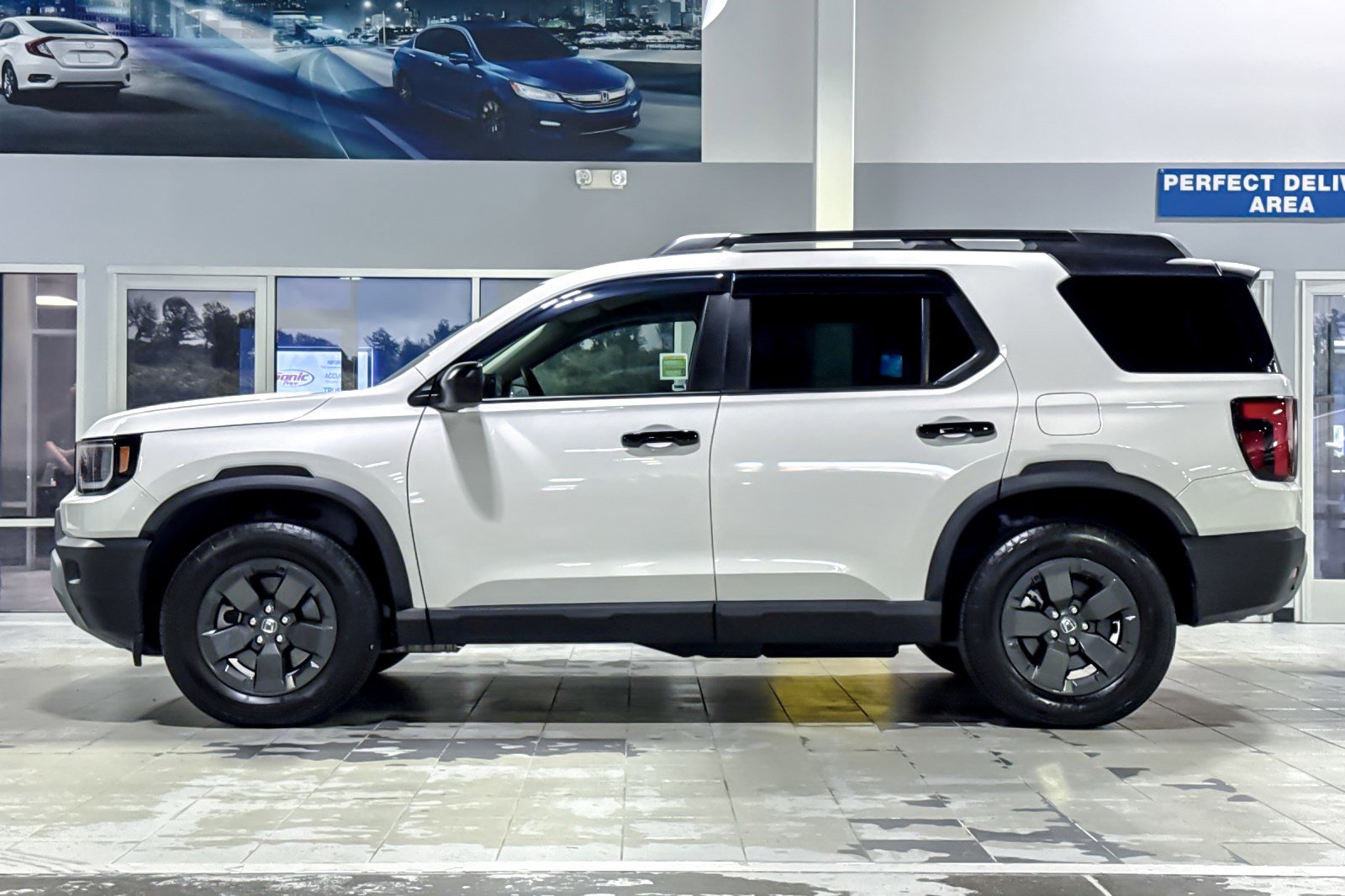 Certified 2026 Honda Passport RTL image 2