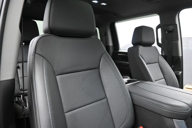 Certified 2025 Chevrolet Silverado 2500 LTZ w/ LTZ Convenience Package AWD/4WD image 28
