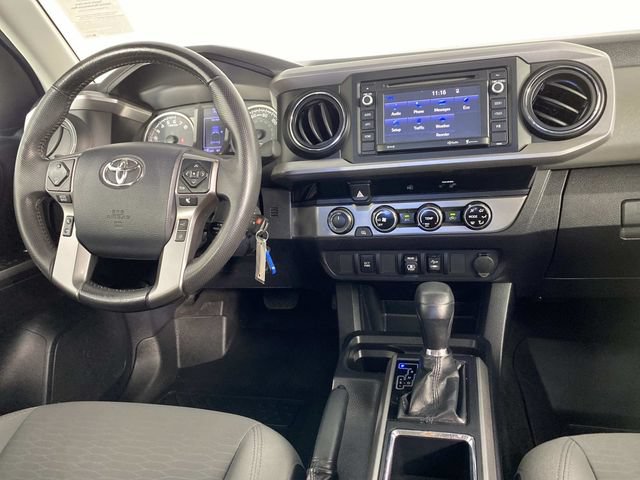 Used 2018 Toyota Tacoma SR5 AWD/4WD image 13