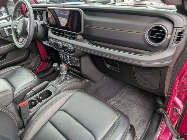 Certified 2024 Jeep Wrangler Sahara w/ Dual Top Group image 28