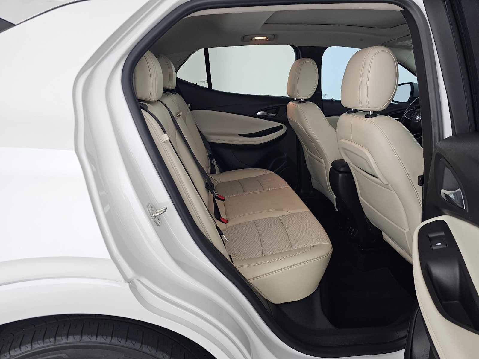 Used 2020 Buick Encore GX Essence w/ Experience Buick Package image 12