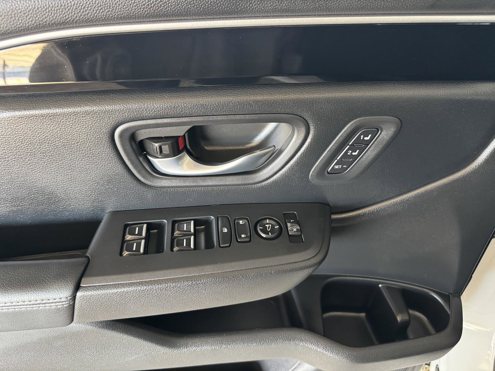 Used 2025 Honda Pilot Touring image 24