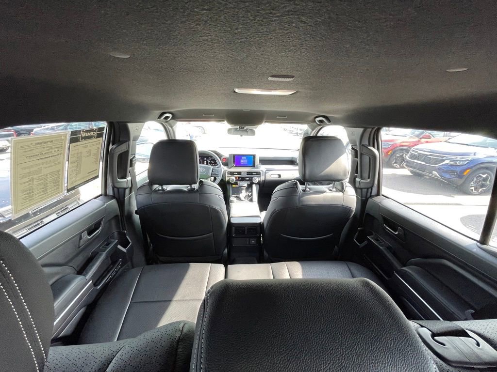 Used 2025 Toyota 4Runner TRD Off-Road AWD/4WD image 22