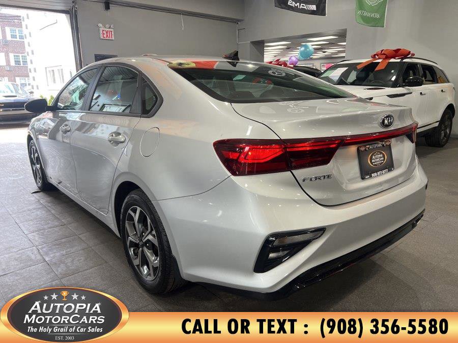 Used 2020 Kia Forte LXS FWD image 40