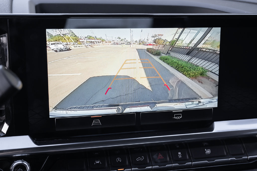Used 2024 GMC Sierra 1500 SLT AWD/4WD image 35