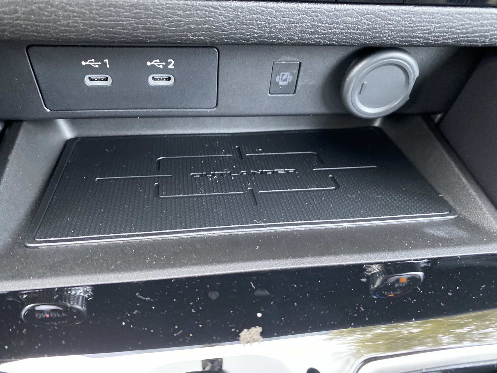 New 2026 Mitsubishi Outlander SE image 14