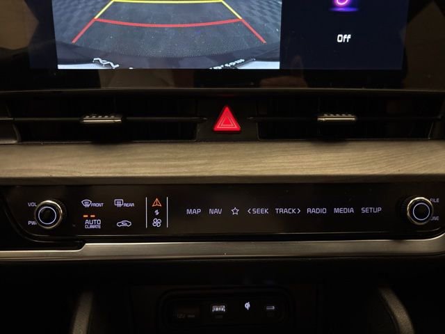 Certified 2024 Kia Sportage X-Line image 18