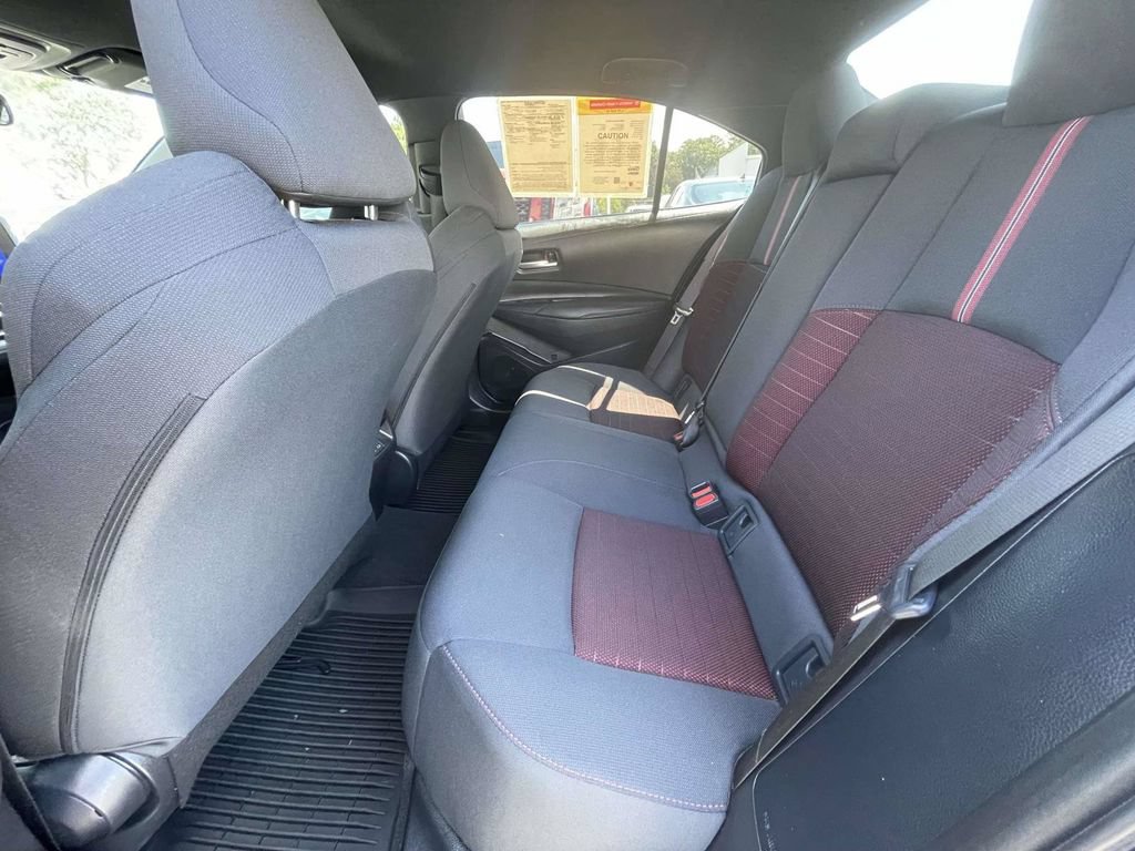 Used 2025 Toyota Corolla SE FWD image 12