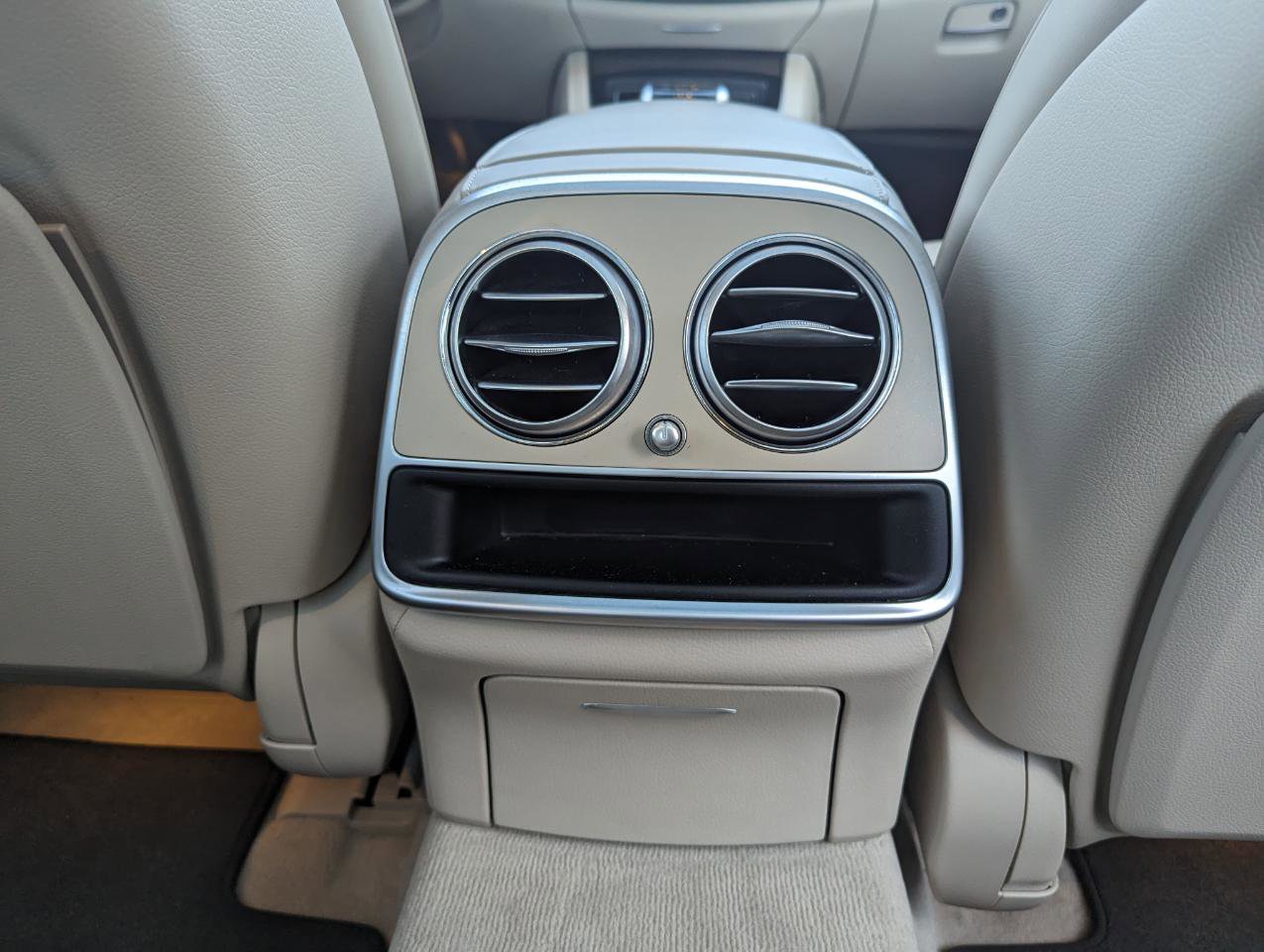 Used 2018 Mercedes-Benz S 560 4MATIC Sedan image 33