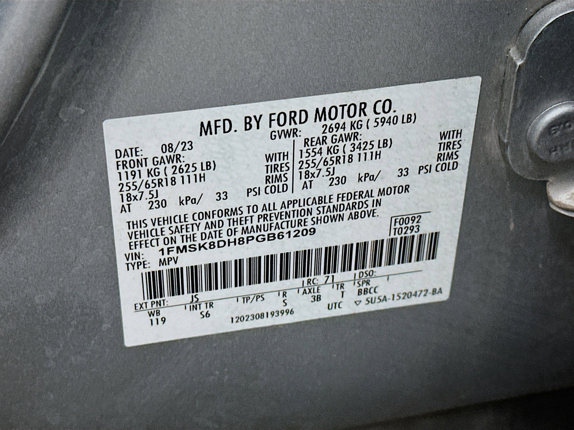 Used 2023 Ford Explorer XLT w/ Equipment Group 202A image 12