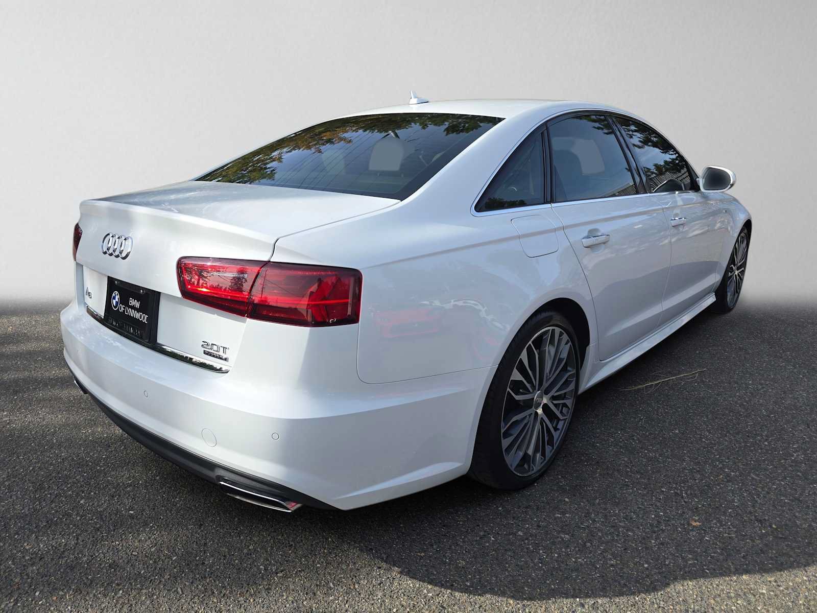 Used 2018 Audi A6 2.0T Premium Plus AWD/4WD image 3