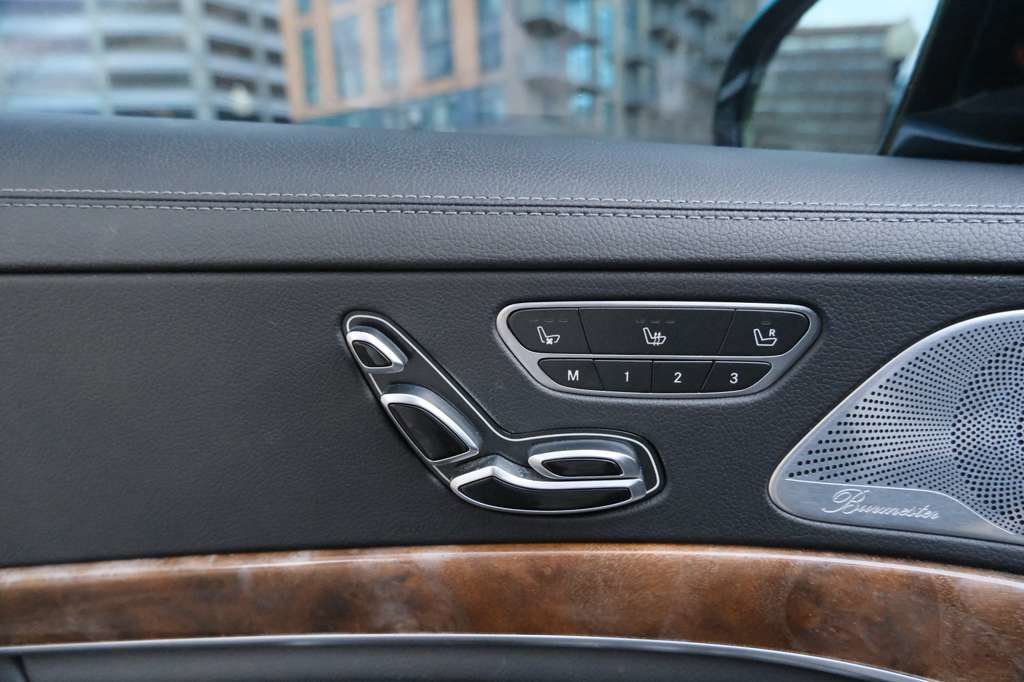 Used 2016 Mercedes-Benz S 550 4MATIC Sedan image 19