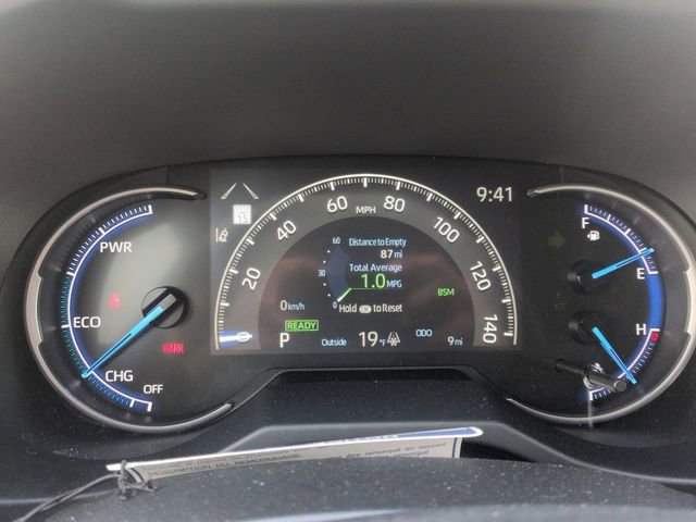 Certified 2025 Toyota RAV4 LE image 15