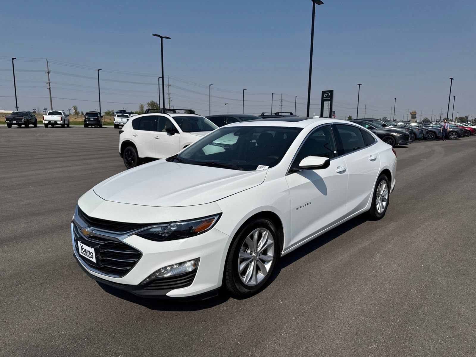 Used 2024 Chevrolet Malibu LT FWD image 3