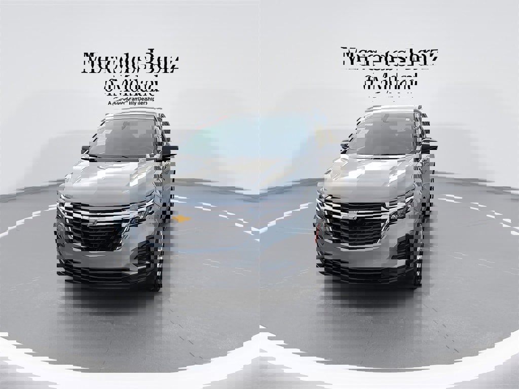 Used 2023 Chevrolet Equinox LS w/ LS Convenience Package image 3