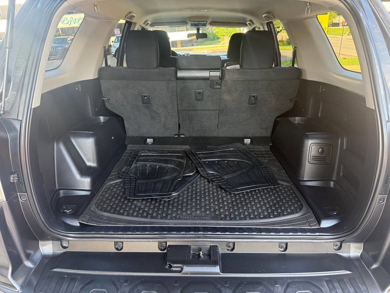 Used 2011 Toyota 4Runner SR5 RWD image 30