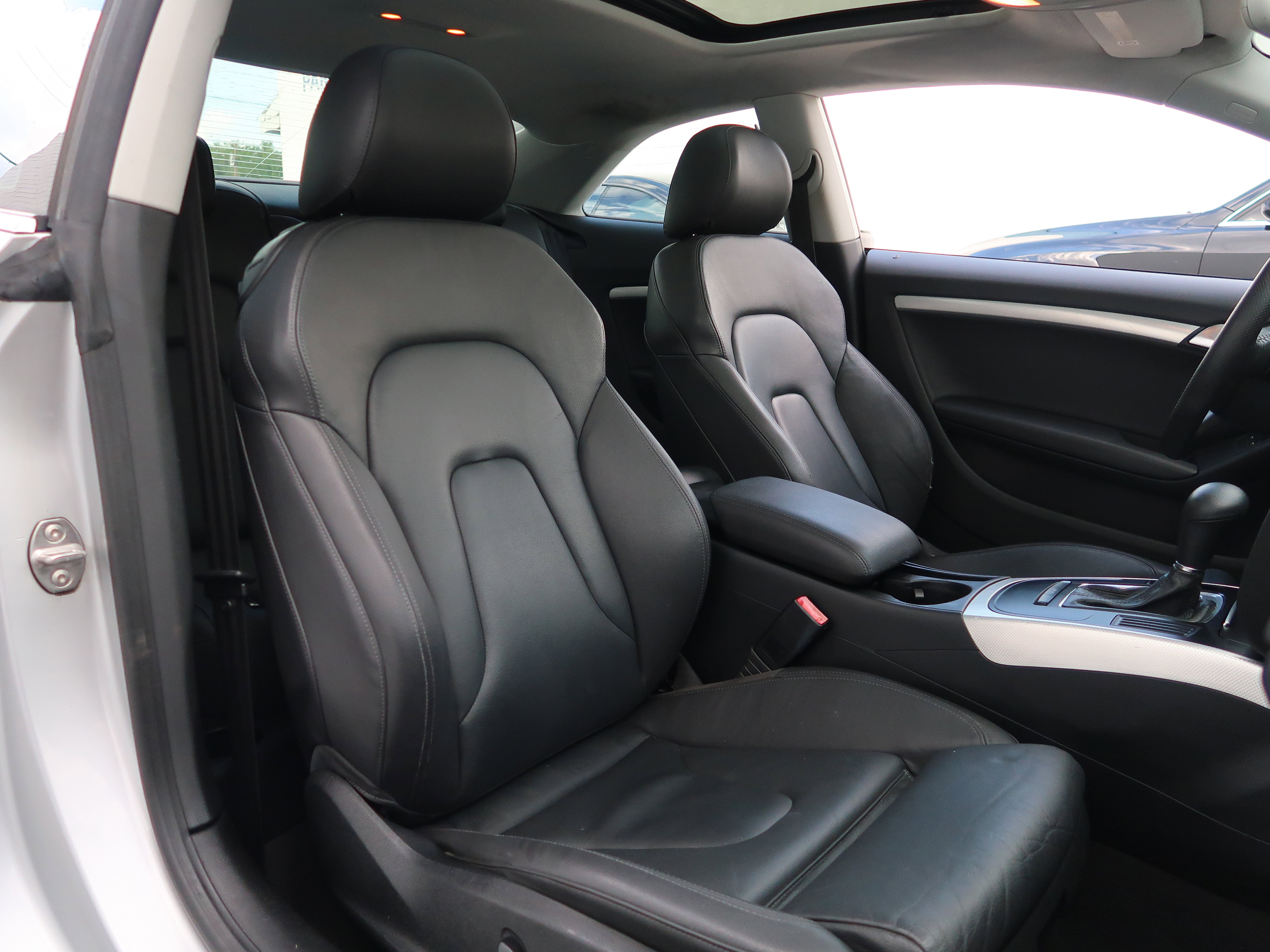 Used 2010 Audi A5 2.0T Premium Plus AWD/4WD image 13
