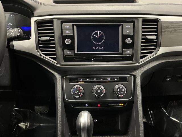 Used 2023 Volkswagen Atlas SE image 8