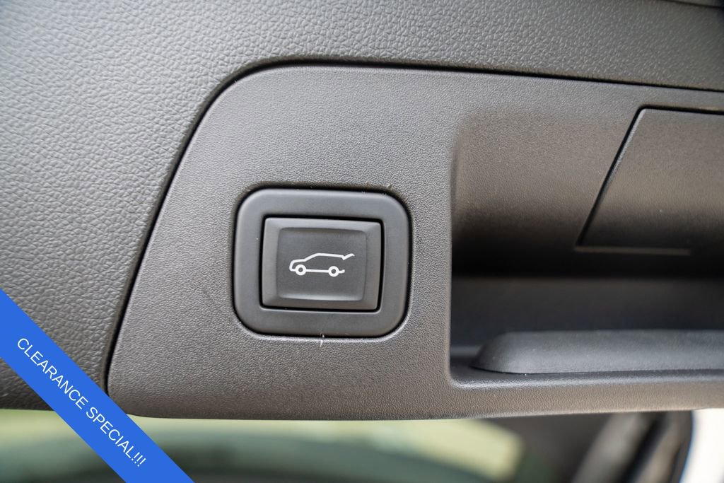 Used 2023 Buick Envision Essence w/ Sport Touring Package image 12