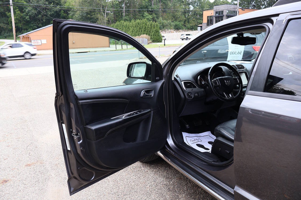 Used 2014 Dodge Journey Crossroad w/ Flexible Seating Group FWD image 11