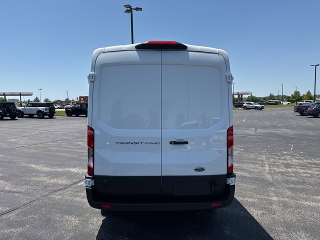 New 2025 Ford Transit 250 148 Medium Roof w/ Load Area Protection Package image 4