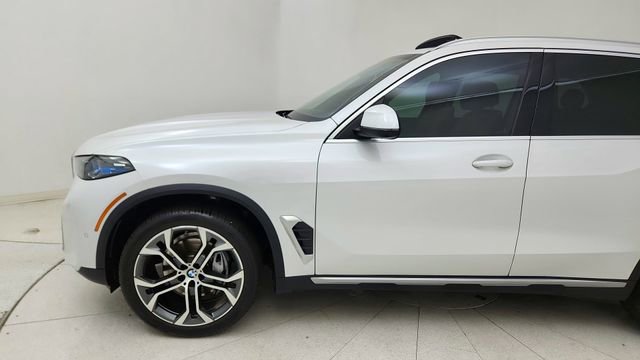 Used 2026 BMW X5 sDrive40i RWD image 9