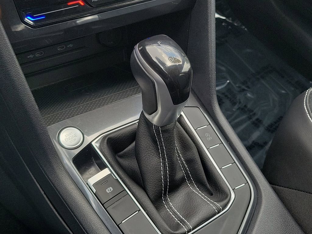 Certified 2022 Volkswagen Tiguan SE FWD image 22
