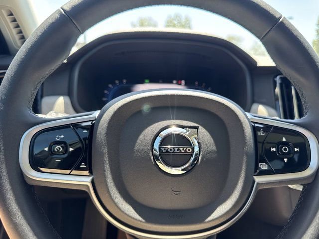 New 2025 Volvo V90 B6 Cross Country Plus w/ Protection Package Premier image 26
