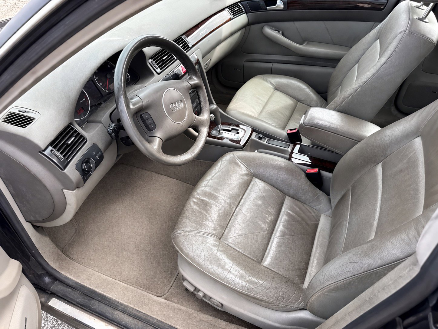 Used 2003 Audi A6 4.2 AWD/4WD image 4