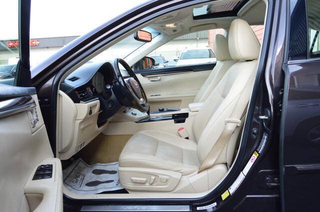 Used 2014 Lexus ES 350 w/ Premium Package FWD image 10
