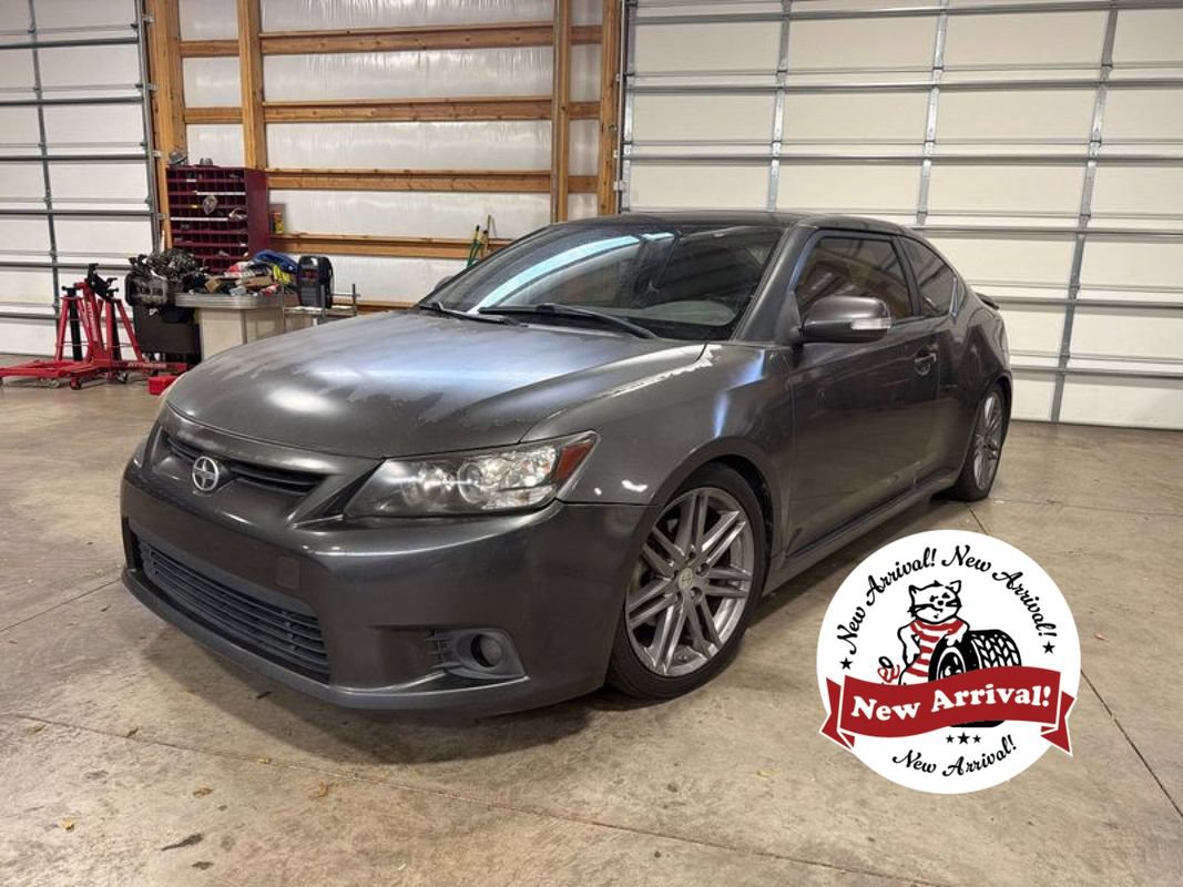 Used 2013 Scion tC FWD image 1
