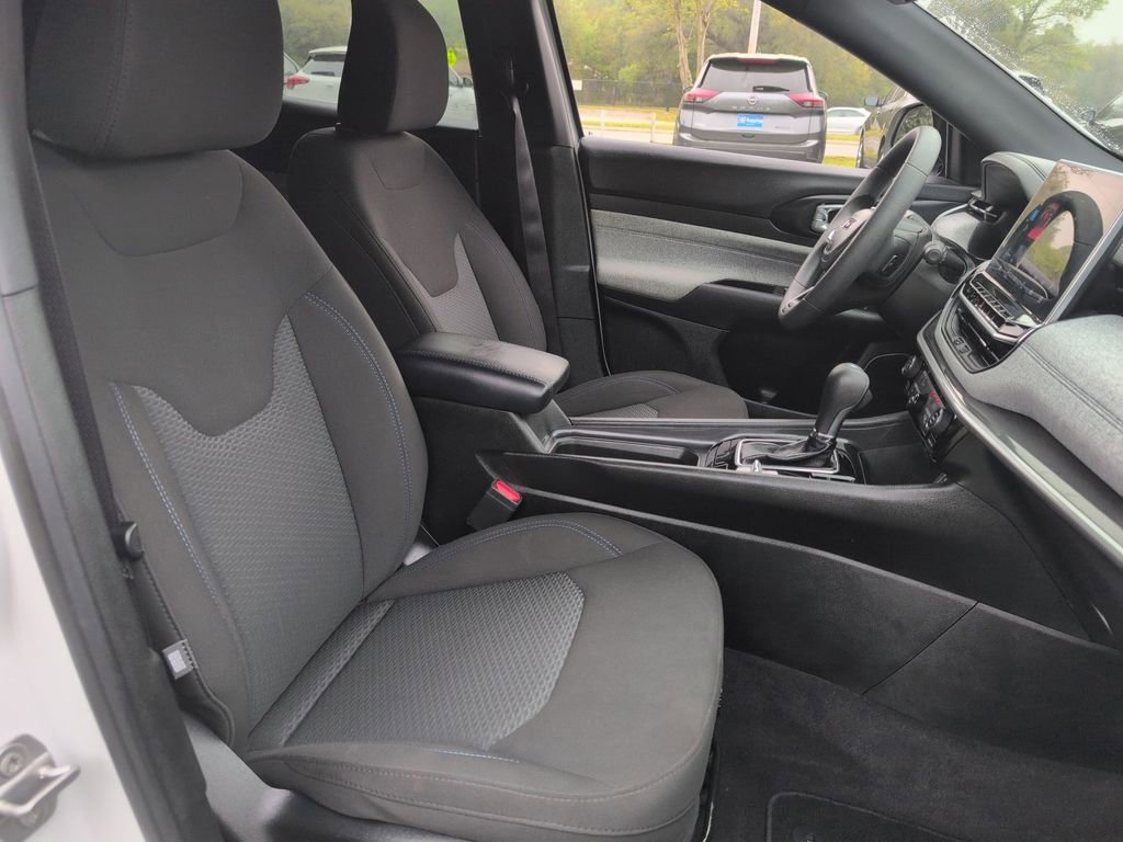 Used 2023 Jeep Compass Sport image 31