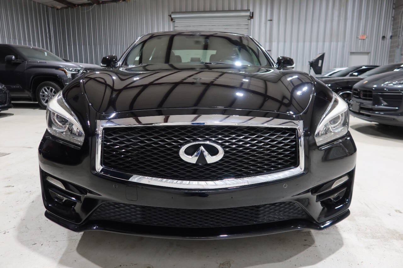 Used 2015 INFINITI Q70 3.7 w/ Sport Package RWD image 8