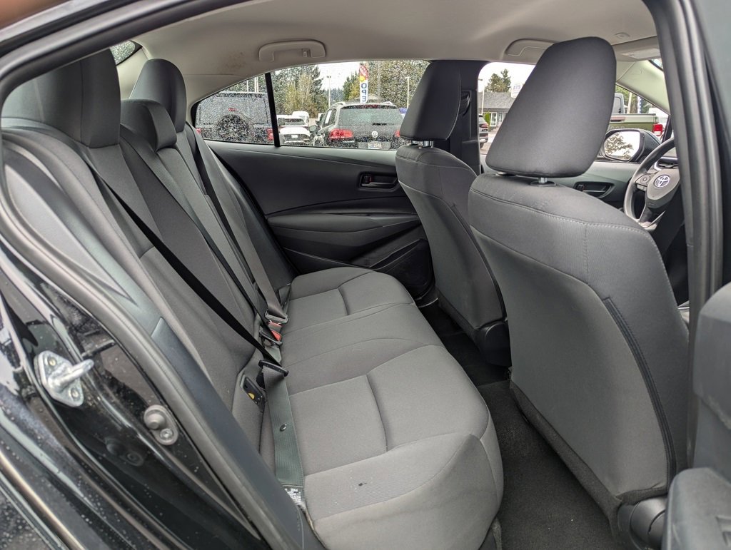 Used 2024 Toyota Corolla LE image 28