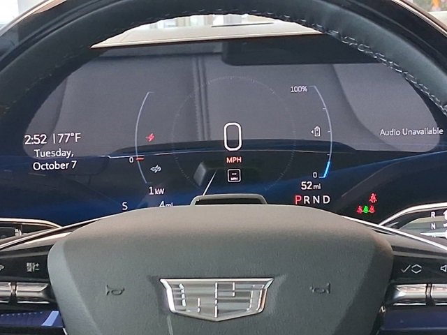 New 2025 Cadillac Optiq Luxury 1 w/ LPO, ONYX Package image 12