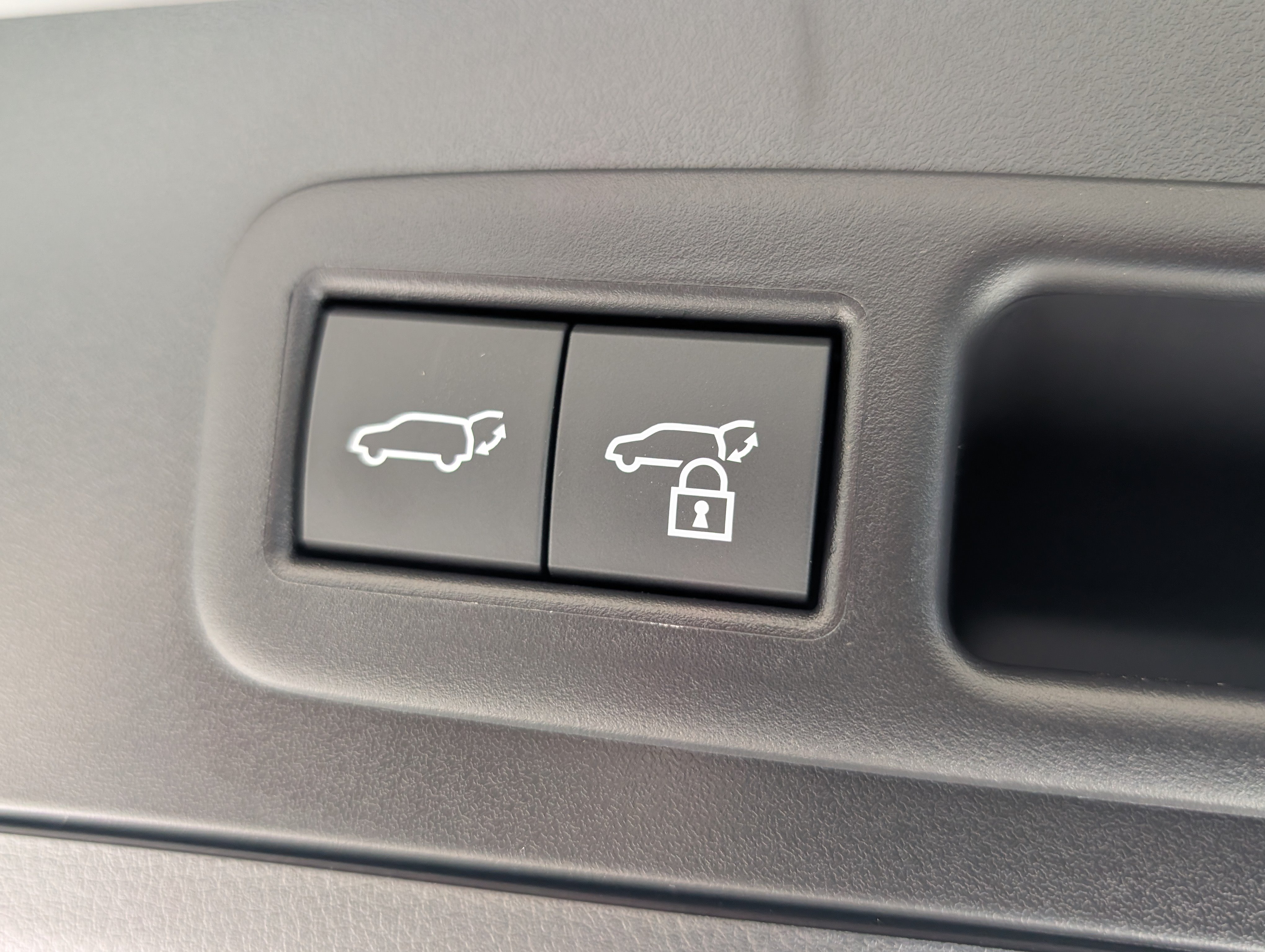 New 2026 Lexus UX 300h AWD image 10
