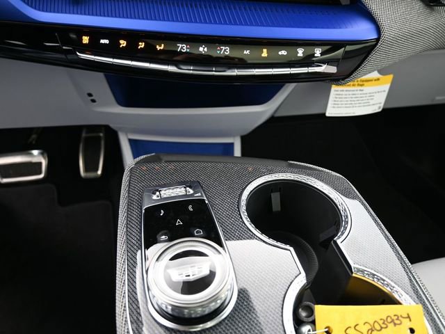 New 2025 Cadillac Optiq Luxury 1 w/ LPO, Floor Liner Package image 19